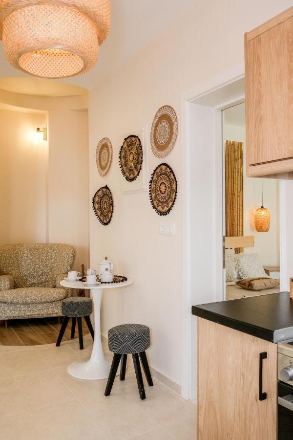 Residence By Georgia Studios Fira  Dış mekan fotoğraf
