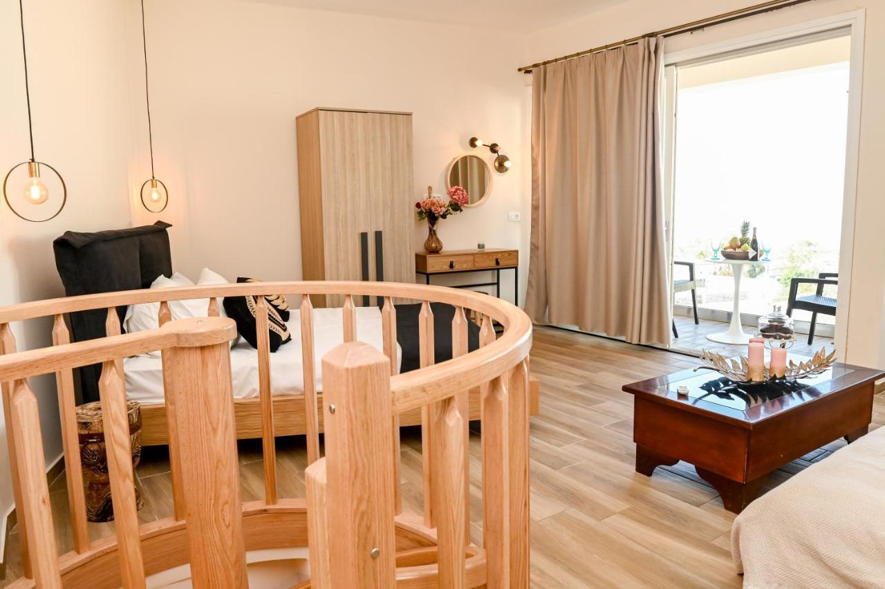 Residence By Georgia Studios Fira  Dış mekan fotoğraf