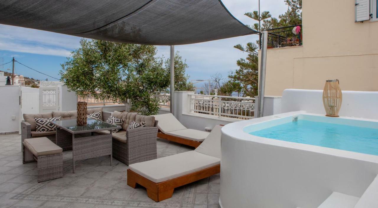 Residence By Georgia Studios Fira  Dış mekan fotoğraf